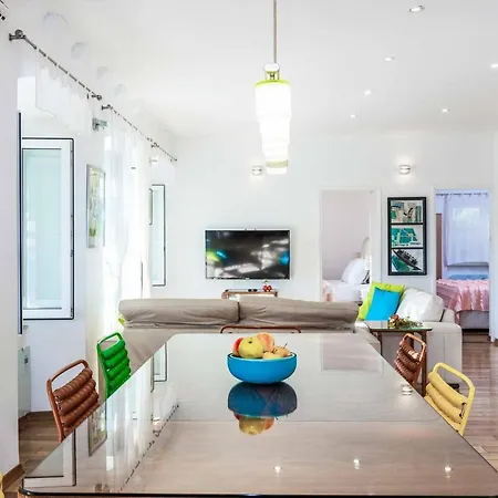 Villa Salt Water *